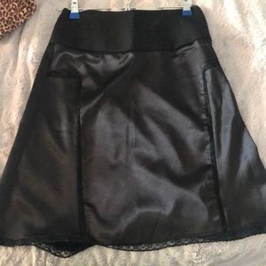 Sisley black a line skirt with lace details